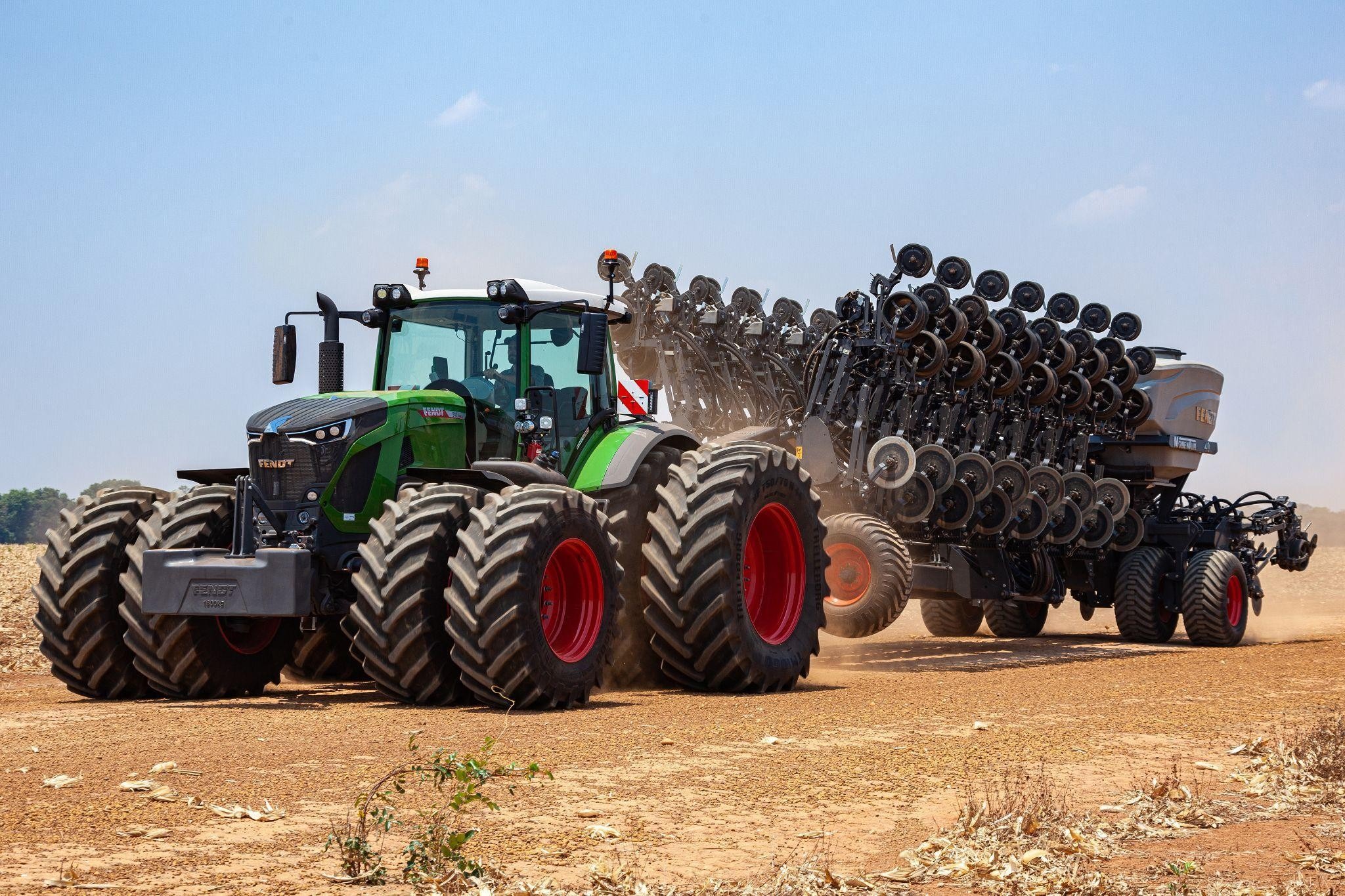 Fendt promove experiência imersiva com as novidades da marca para qualificar ainda mais parceiros e produtores no Paraná